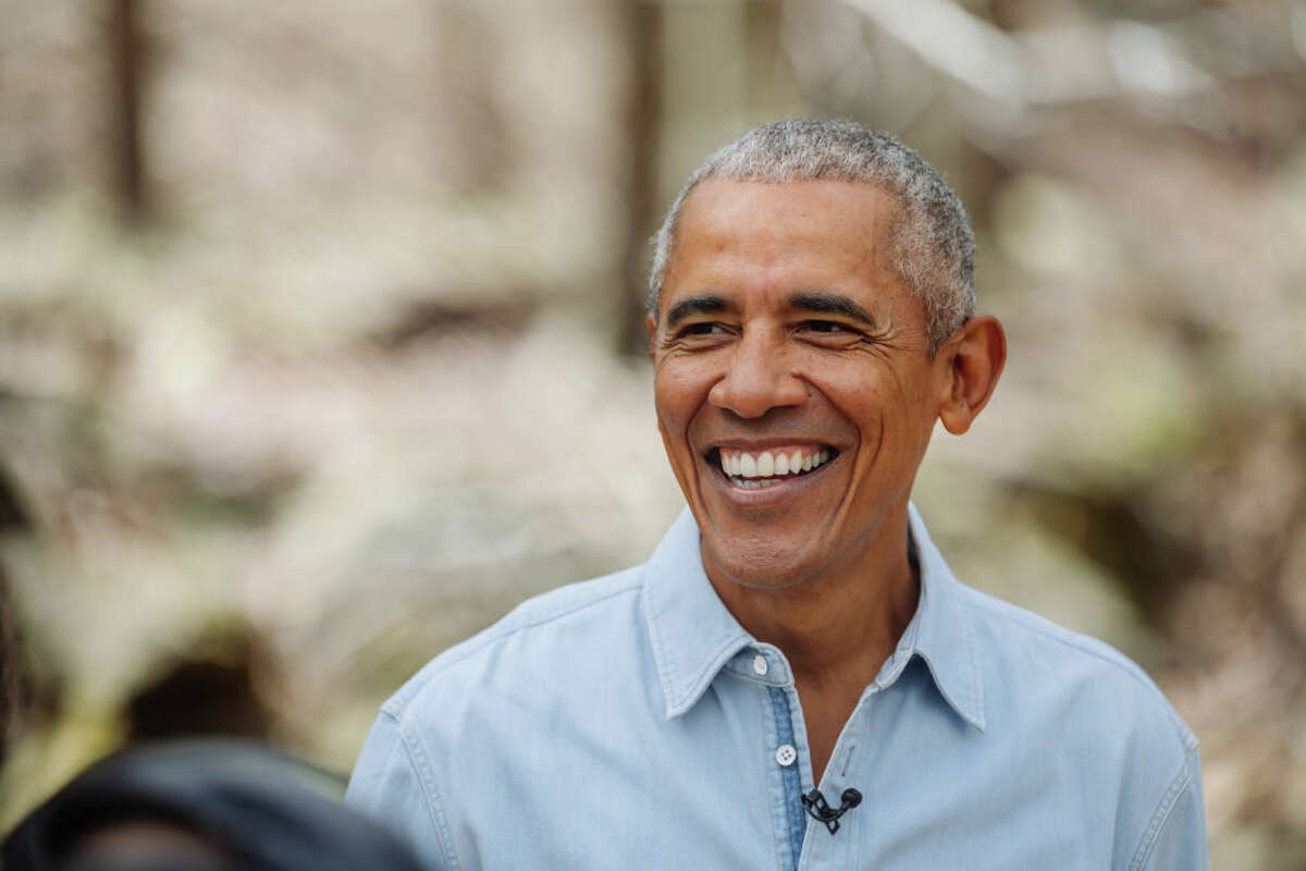 باراك أوباما يفوز بجائزة "إيمي أوورد"